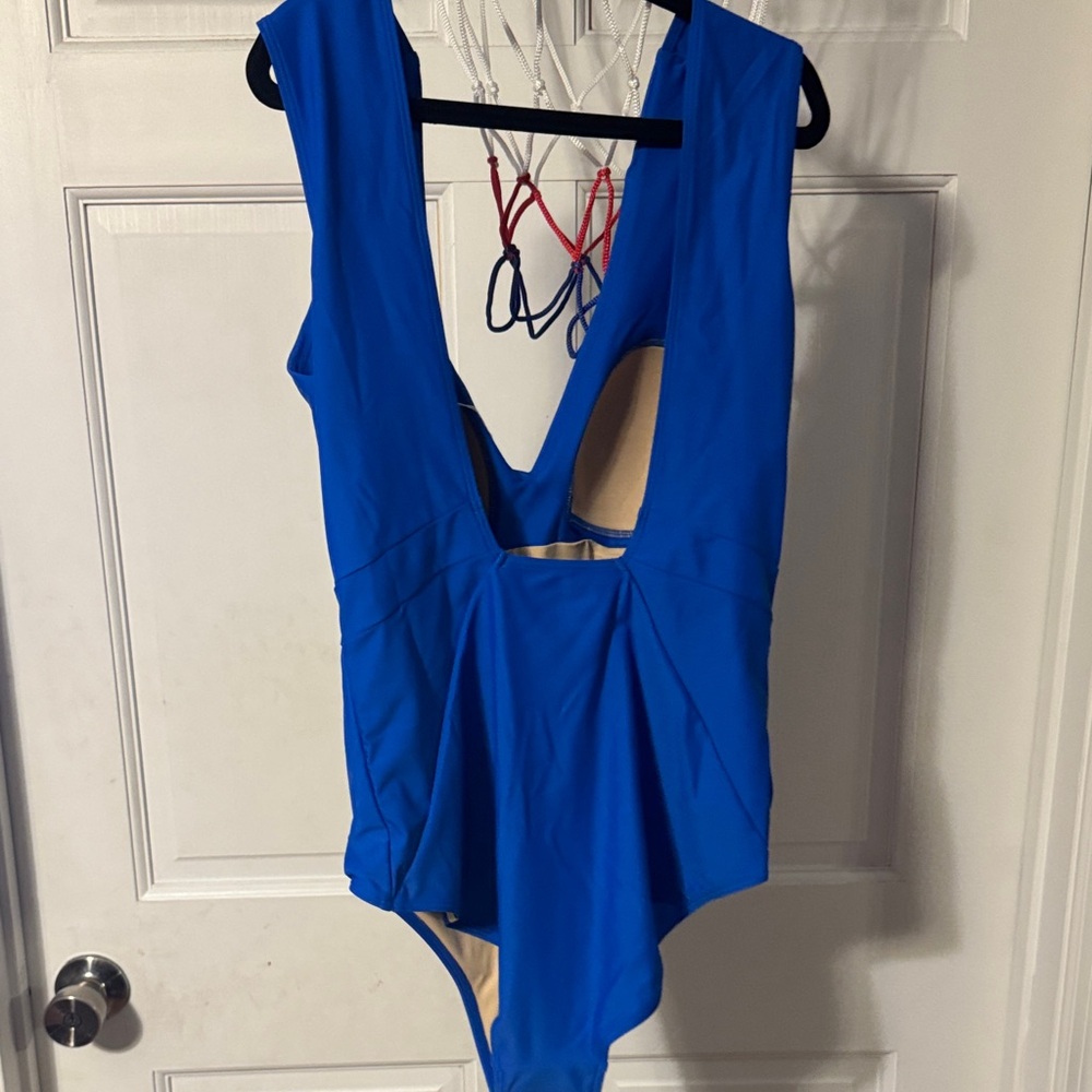 Vibrant Blue Sleeveless Bodysuit - Picture 3 of 4